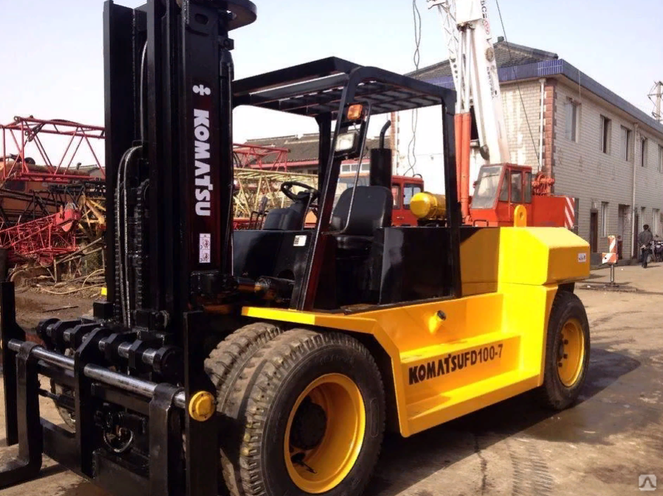 Найму погрузчик. Автопогрузчик Komatsu fd100-8. Коматсу fd100-7. Комацу вилочный погрузчик 10т. Автопогрузчик «Komatsu» ex20 fd100-7,.