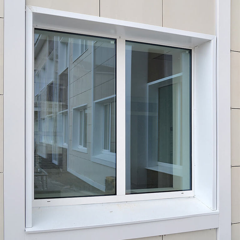 Алюминиевое противопожарное окно E60/EIW60 с откидной створкой ПожОснова