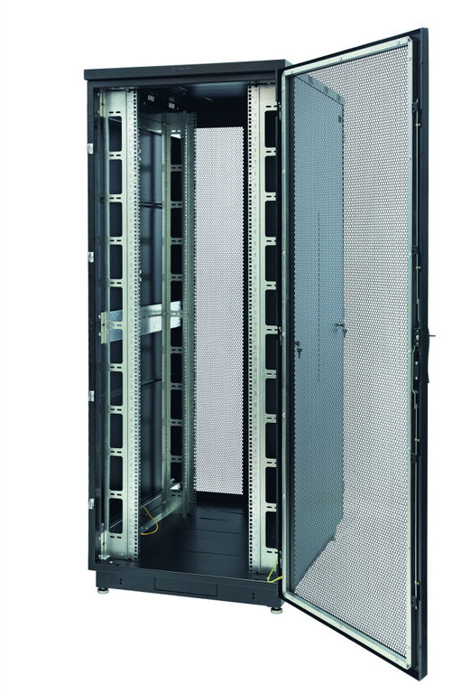 Перфорированная одностворчатая дверь 42U, 600 мм, серия S3000, черная Eurolan 60b-42-62-31bl