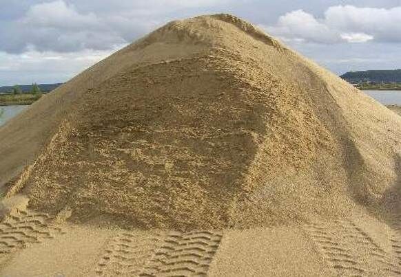 Мытый песок с доставкой по городу(20 тонн), цена в Гродно от компании ВИАЛИ