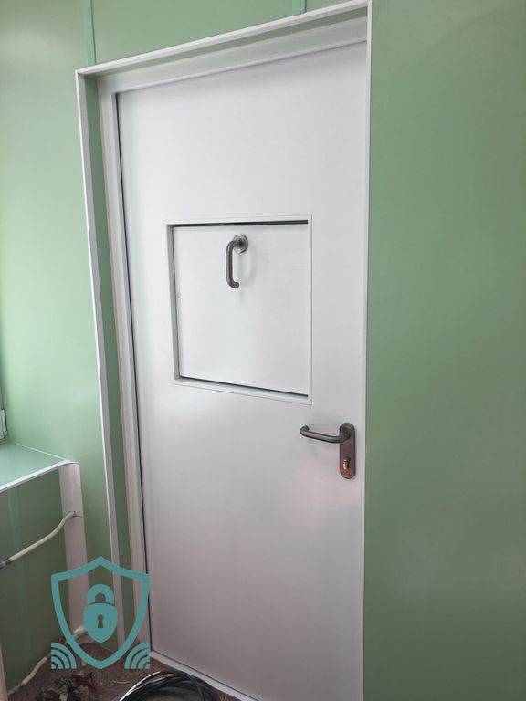 Дверь рентгенозащитная 980x2080 мм, Pb 1 мм, белая 11