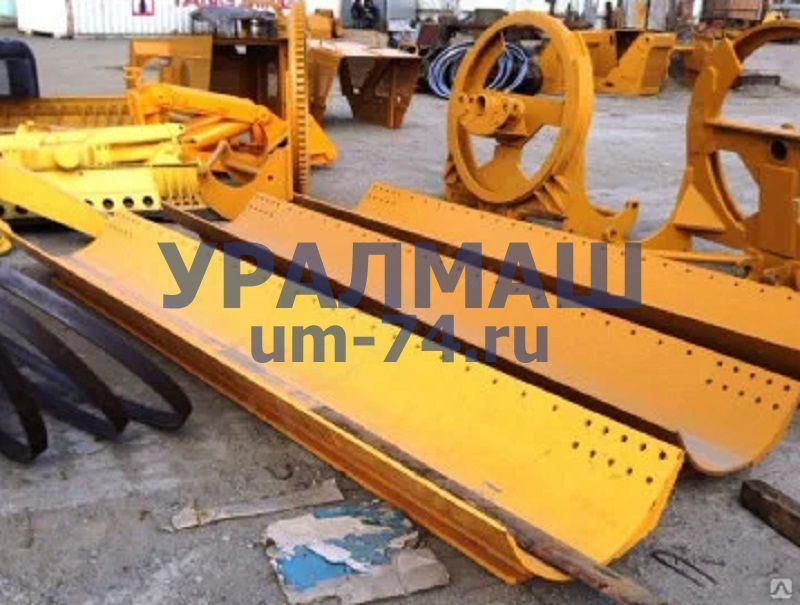 Средний грейдерный отвал для кдм. Средний отвал автогрейдера. 400. Средний отвал автогрейдера. Средний отвал автогрейдера.