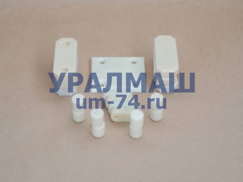 Комплект плит скольжения для Автогидроподъемника АПТ-18.02 (ОАО «КЭМЗ»)